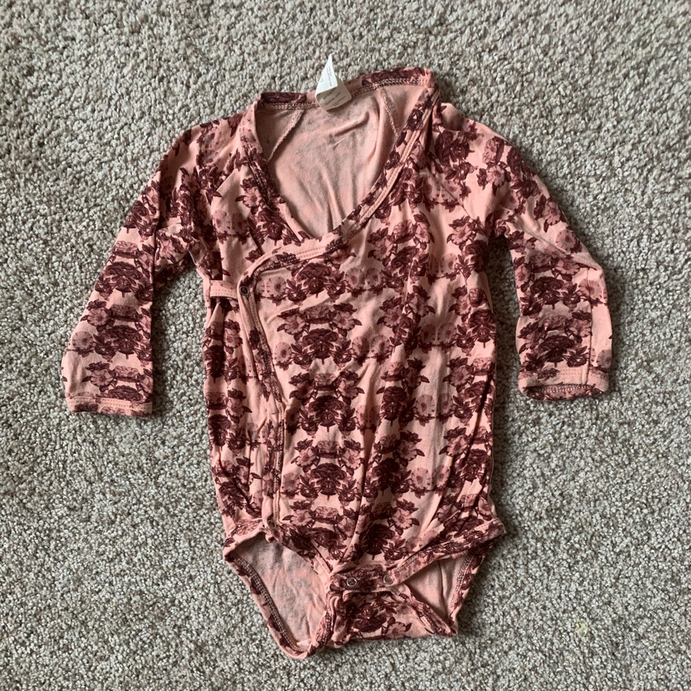 Kate Quinn floral super soft kimono body